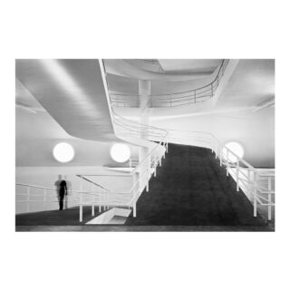 Contemplar ‘Oca III’ é vislumbrar um ar poético capaz de dar vida ao concreto. 

Sob o olhar, técnica e percepção criativa de um dos fotógrafos de arquitetura mais renomados do país, as curvas e a leveza inconfundível dos traços de Niemeyer parecem ganhar movimento, num perfeito equilíbrio entre luz e sombra. 

—
Nelson Kon⠀
Oca III, 2001
São Paulo⠀⠀
Ref: NKO014

www.constancegaleria.com
#constancegaleria #nelsonkon